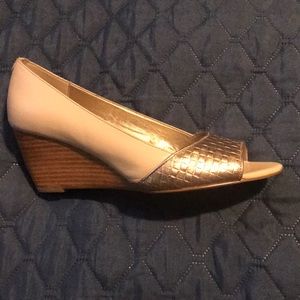 Joan&David gold & beige wedge heel